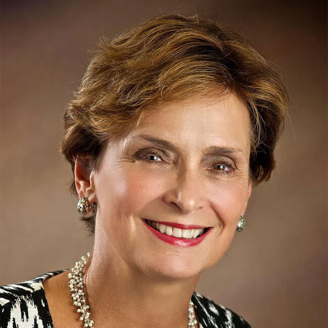 BCH-Headshots_0011_Cynthia-Munn